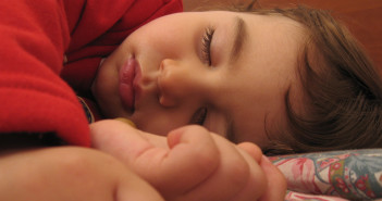 7 sposobów na spokojny sen dziecka