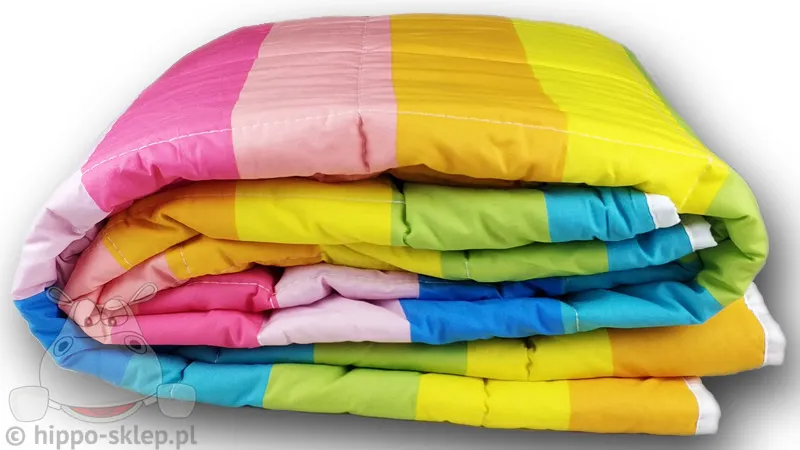 Narzuta na łóżko w kolorowe pasy - pakowanie