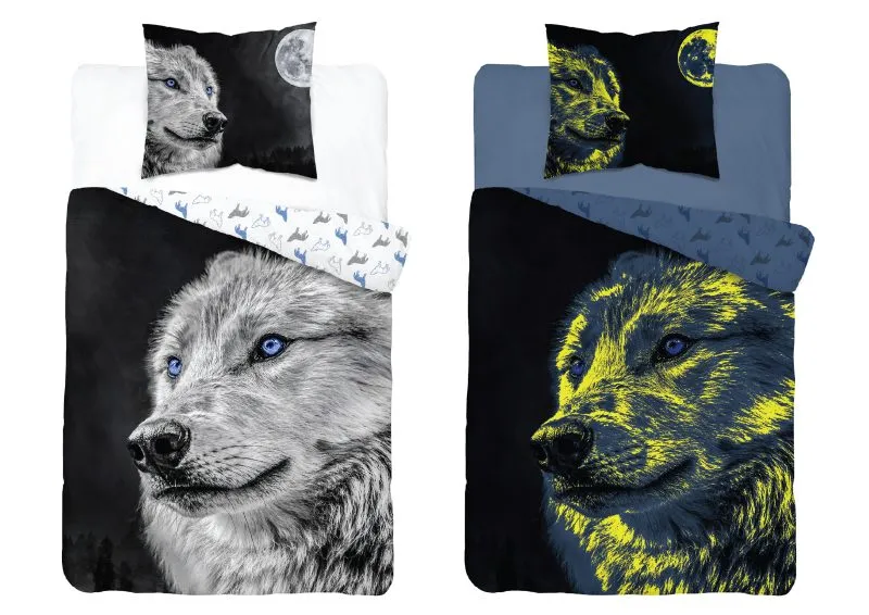 Pościele z wilkiem z efektem świecenia w ciemności