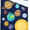 Narzuta na łóżko z planetami 140x195, świecąca w ciemności